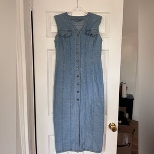 Denim dress with buttons